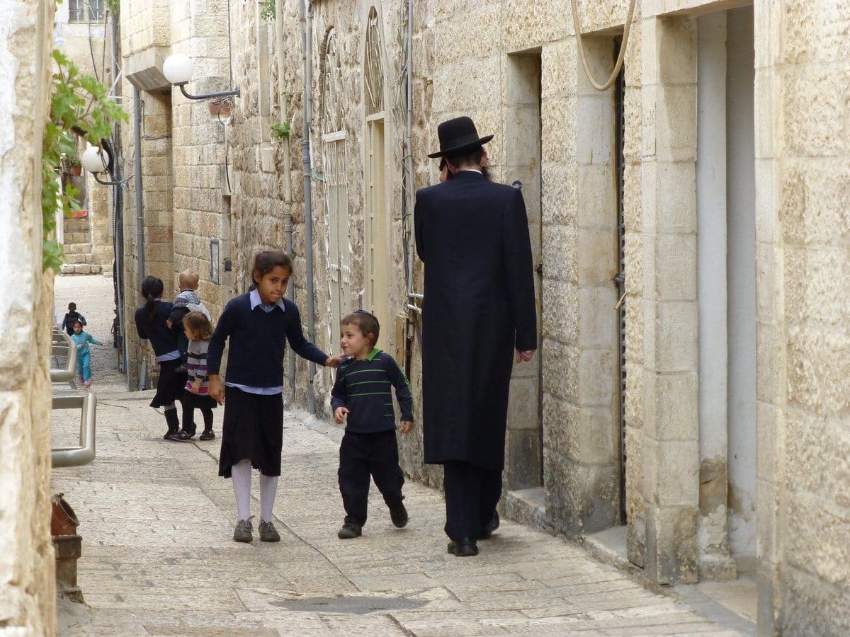 Street life on Habad Street in Jerusalem’s Jewish Quarter